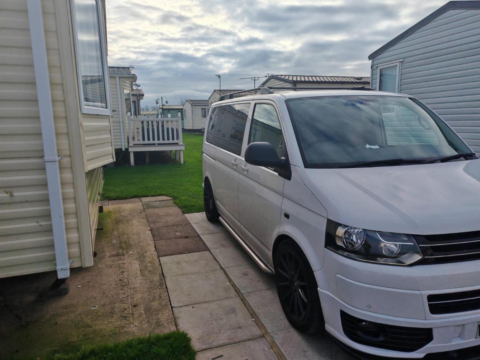 2 Bed Caravan For Hire At Golden Sands In Рил Екстериор снимка